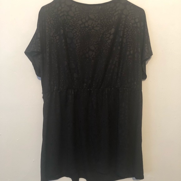 Fashion bug leather look top with studs sz 1X - Picture 7 of 7